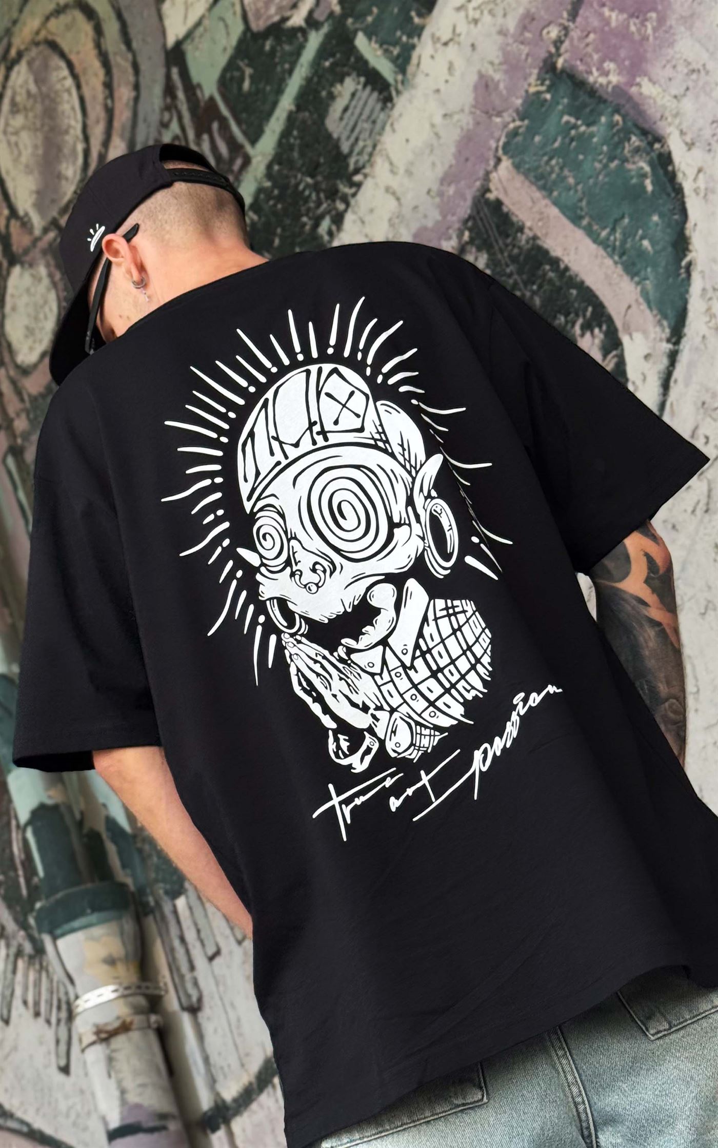 Collection of TAP Head - Oversized Tee 190GSM in a gallery layout