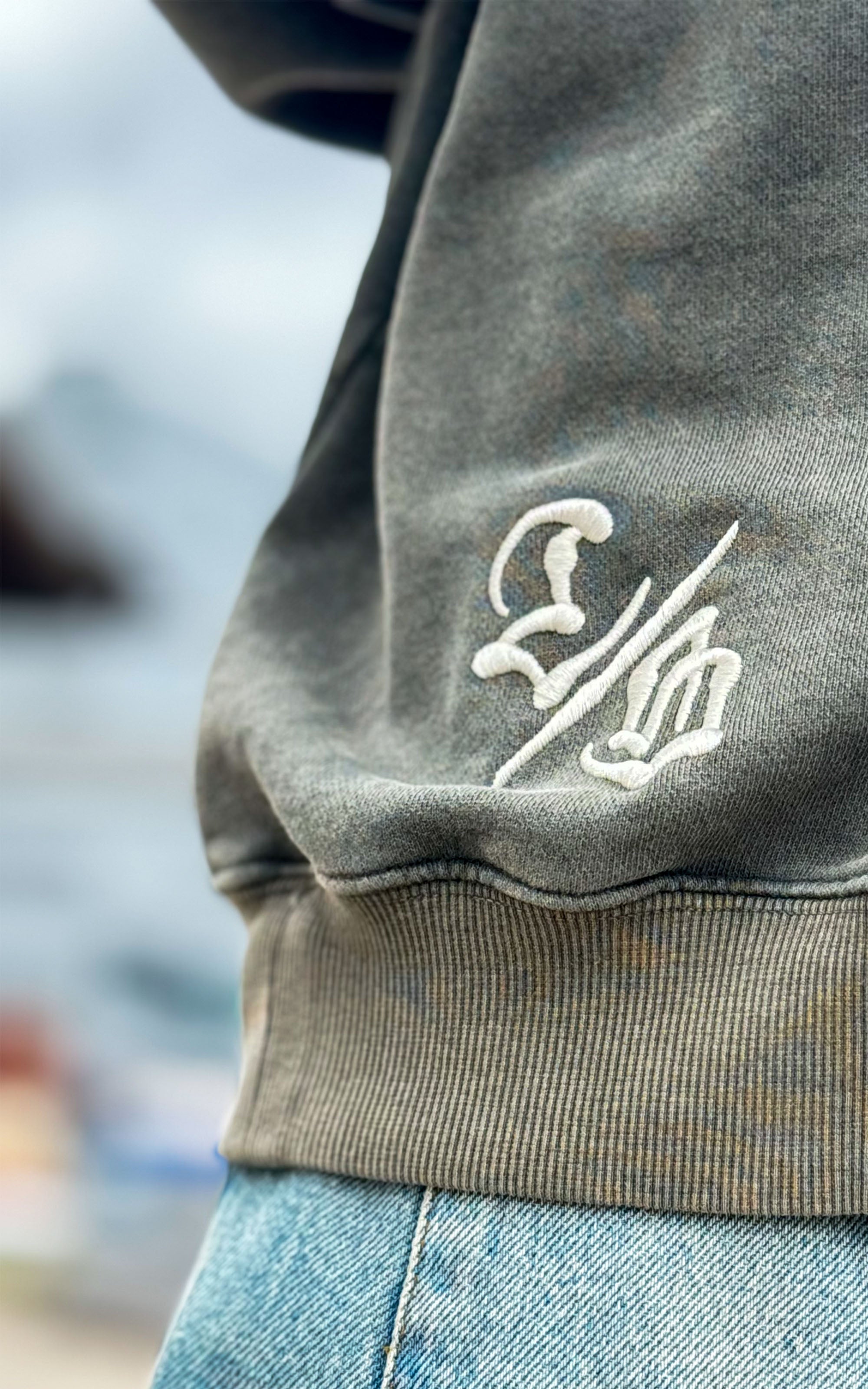 Collection of TAP Script - Heavy Oversized Hoodie 460GSM in a gallery layout